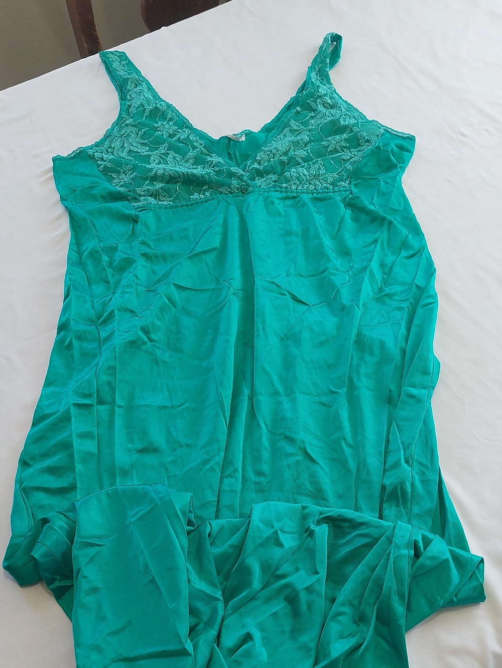 Green Lace Trim Nightgown.Size L.